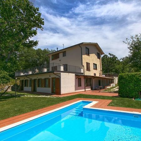 Belvilla By Oyo Villa Insieme San Valentino in Abruzzo Citeriore Екстер'єр фото