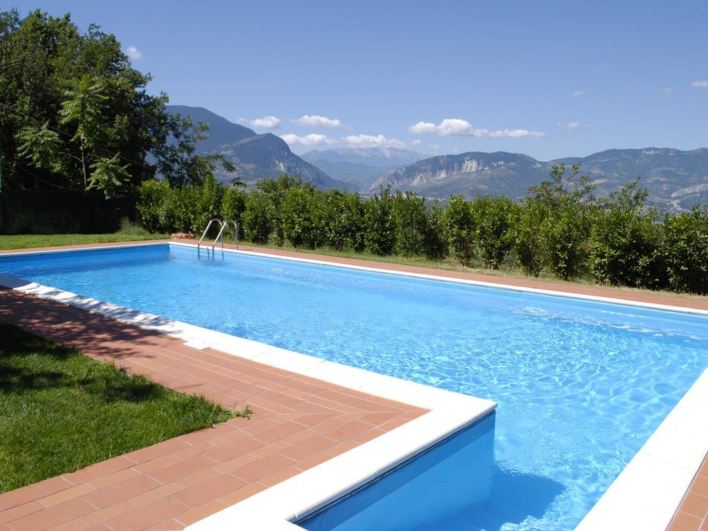 Belvilla By Oyo Villa Insieme San Valentino in Abruzzo Citeriore Екстер'єр фото