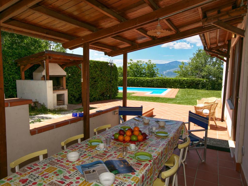 Belvilla By Oyo Villa Insieme San Valentino in Abruzzo Citeriore Номер фото